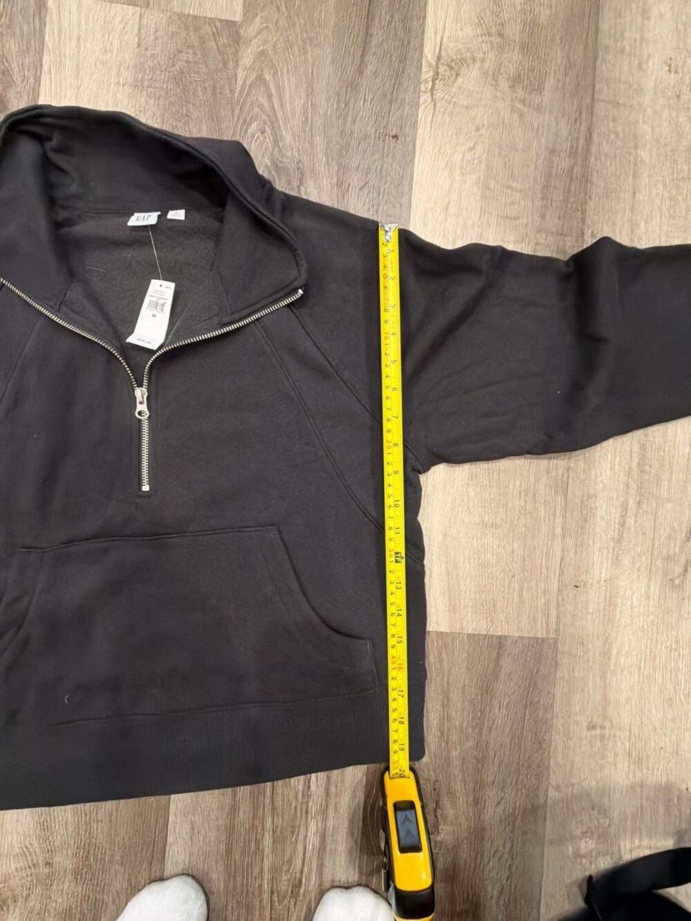 Gap Half-Zip Pullover Sweatshirt Size M Black Fleece - Picture 5 of 6